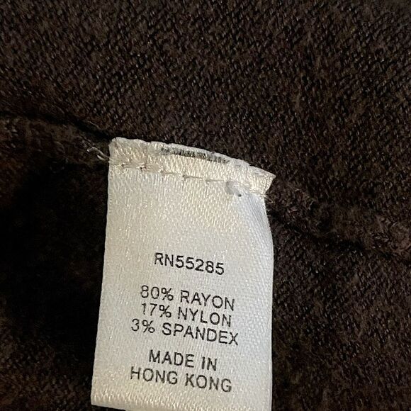 Express Design Studio, Brown, Fitted, High Neck, Sweater. Size Medium. - Picture 4 of 4